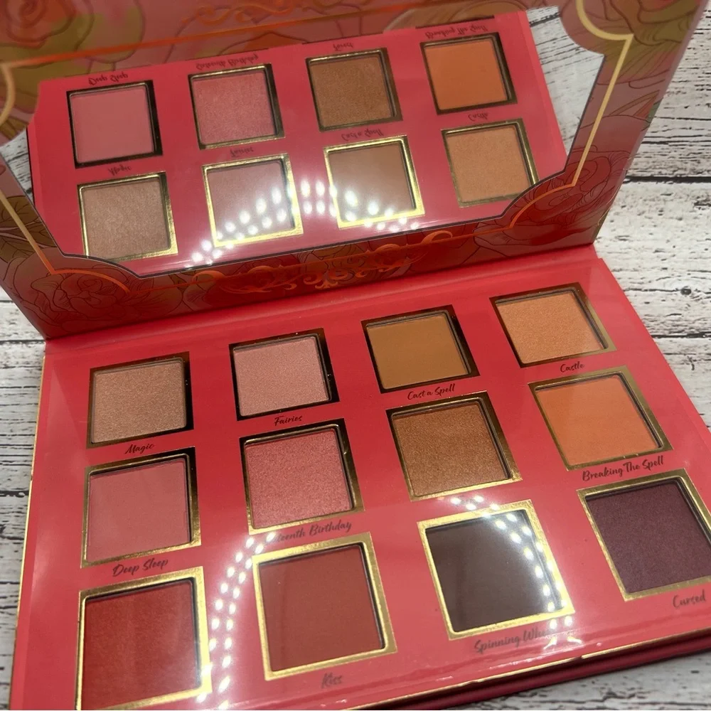 Disney Sleeping Beauty Eyeshadow‎ Palette and Lip Gloss Set - Pink